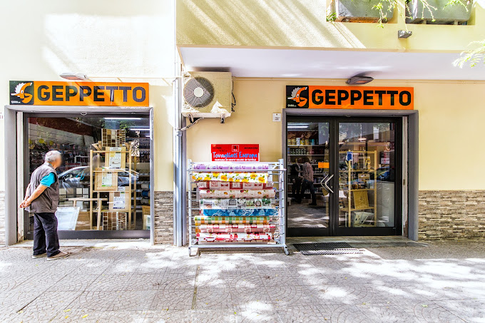 Geppetto di Salvatore Farris e Raffaele Urgias